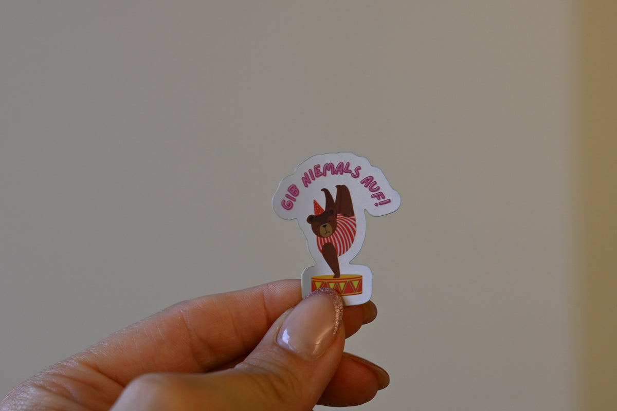 Sticker "GIB NIEMALS AUF!"